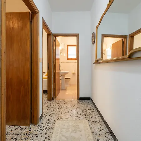In Centro Vicino Alla Spiaggia Apartment Cala Gonone